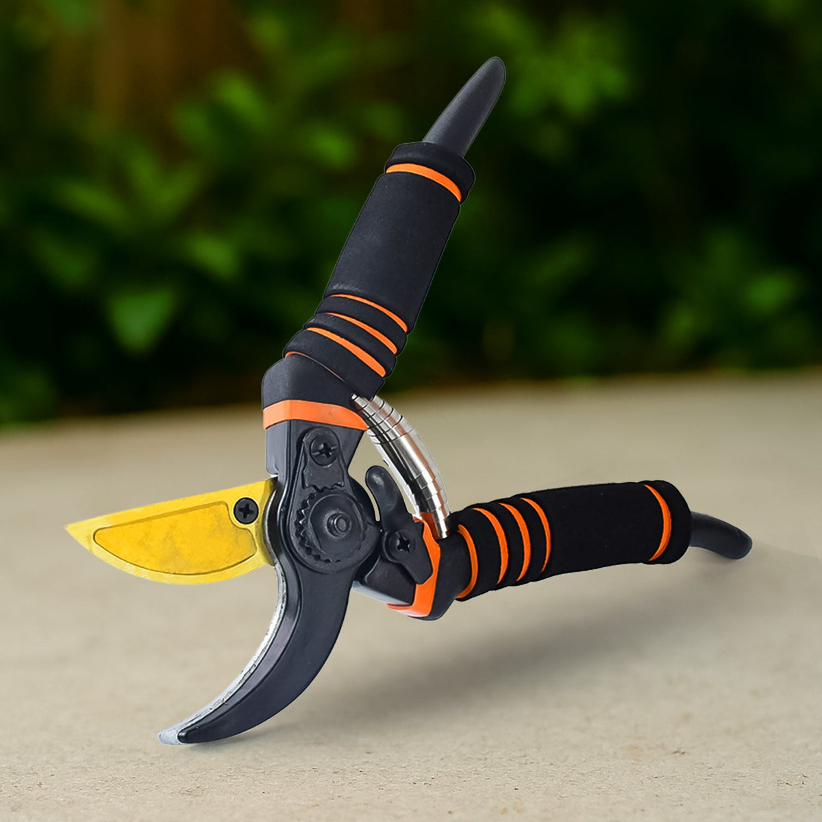 Heavy Duty Garden Pruning Shears (1 Pc)